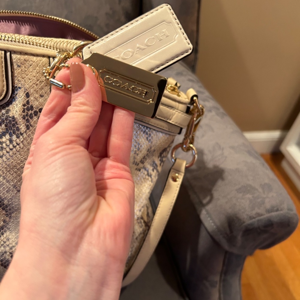 Coach Madison Python Embossed Leather Lindsey #18… - image 4